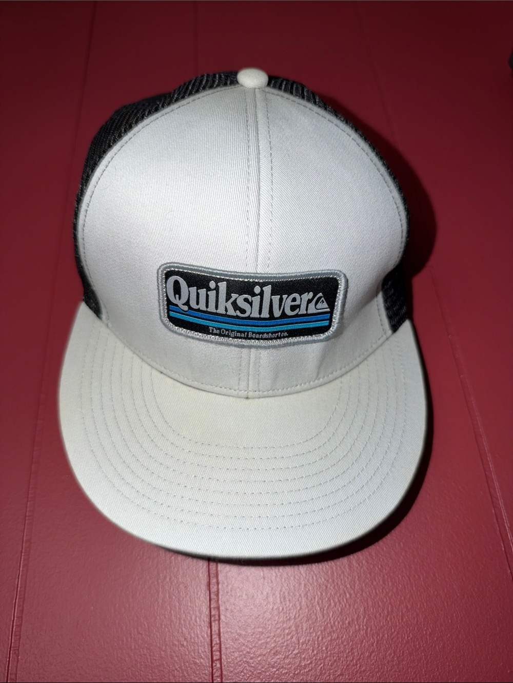 Quiksilver White Front Black Mesh Logo Trucker Hat